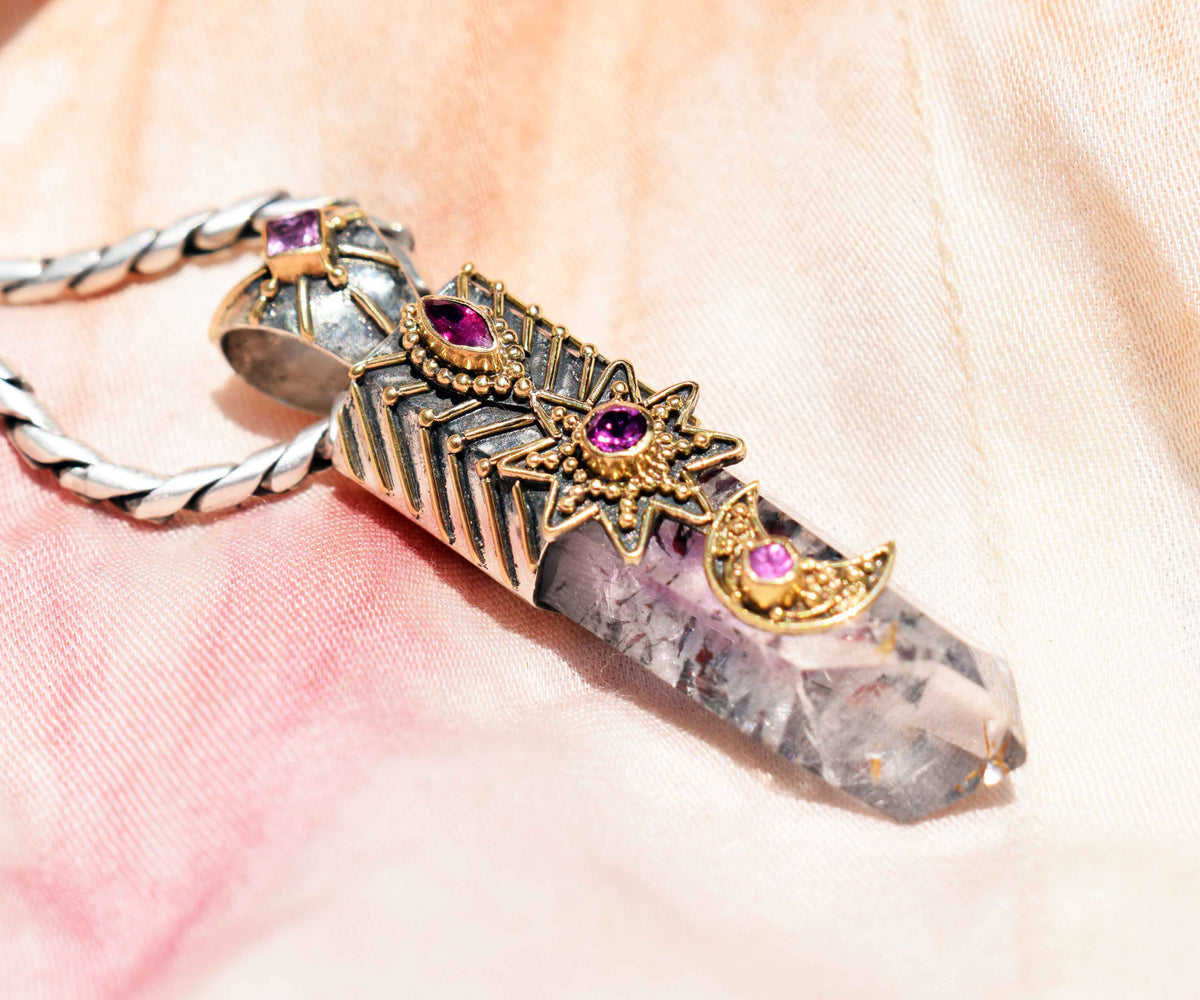 Amuleto Constelaciones Pink