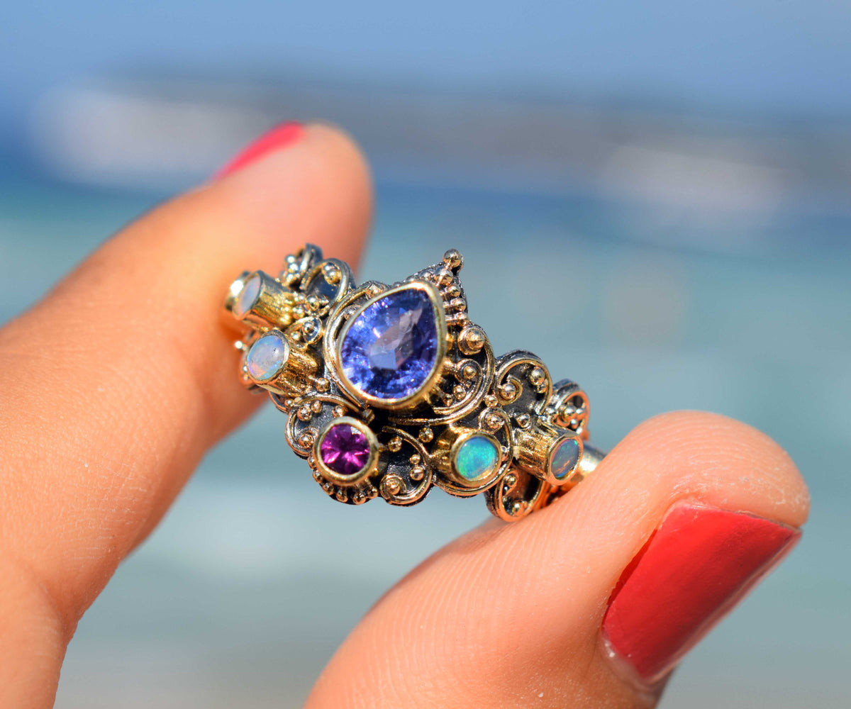 Anillo Magic Lotus Tanzanita