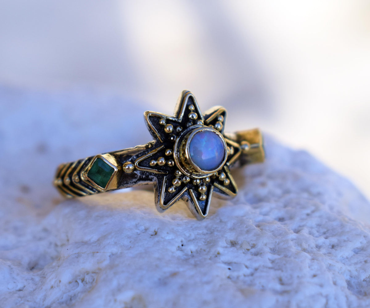 Anillo Cosmic Venus Opalo