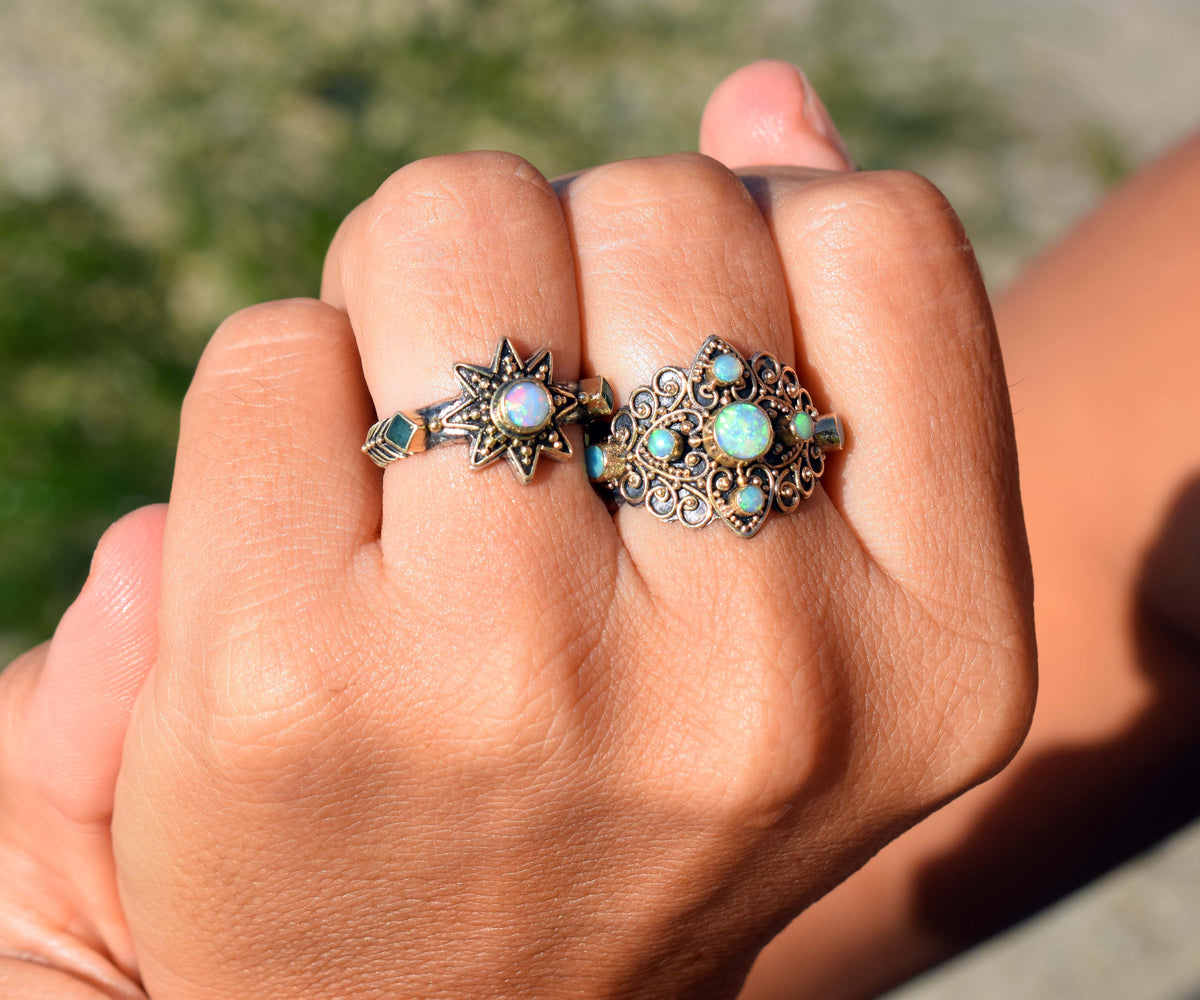 Anillo Cosmic Venus Opalo