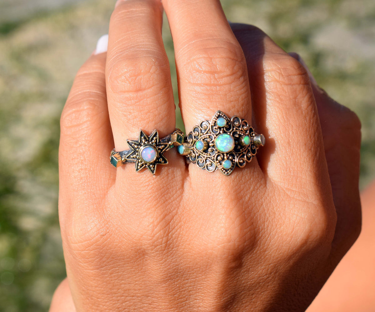 Anillo Cosmic Venus Opalo