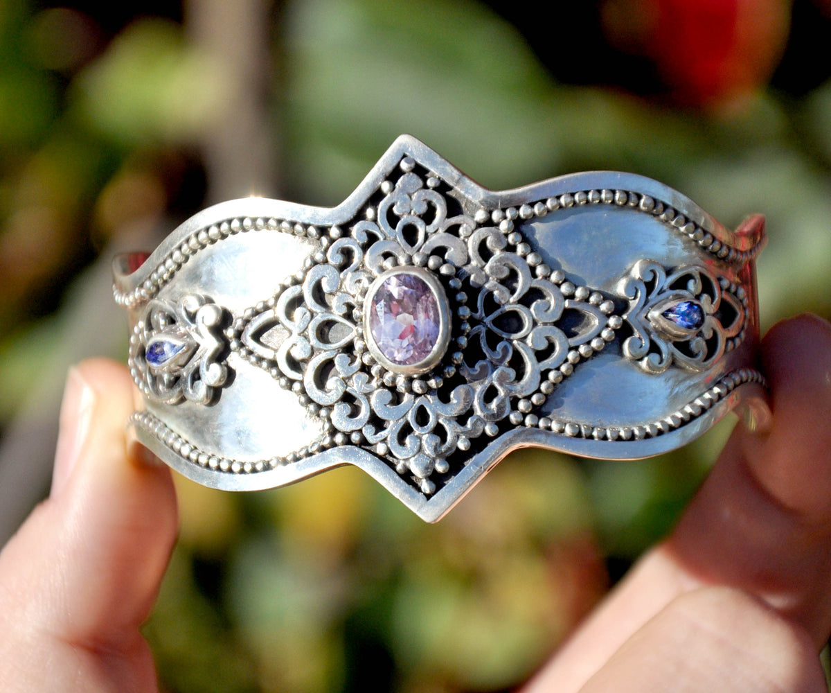 Brazalete Kaya Kunzita