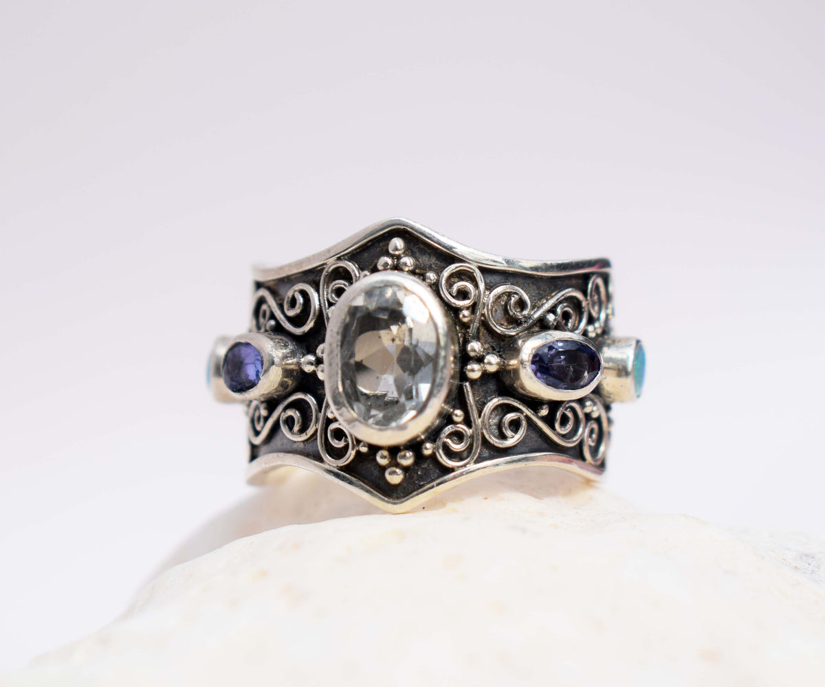 Anillo Makara Topacio blanco