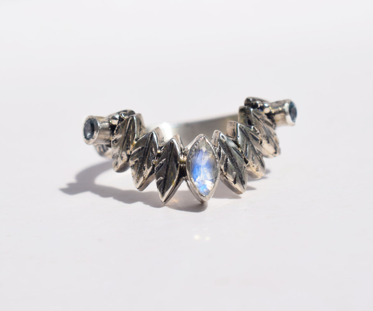 Anillo Pocahontas Fusión Piedra Luna