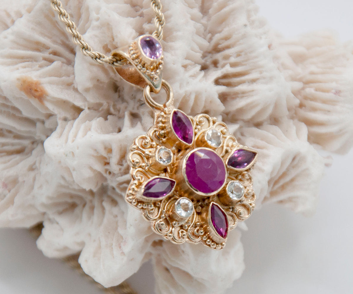 Colgante Lakshmi Rubi