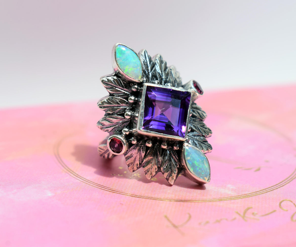 Anillo Pocahontas Queen Amatista