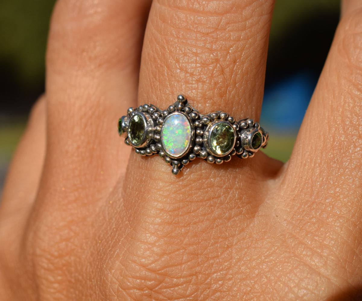 Anillo Petra Ópalo