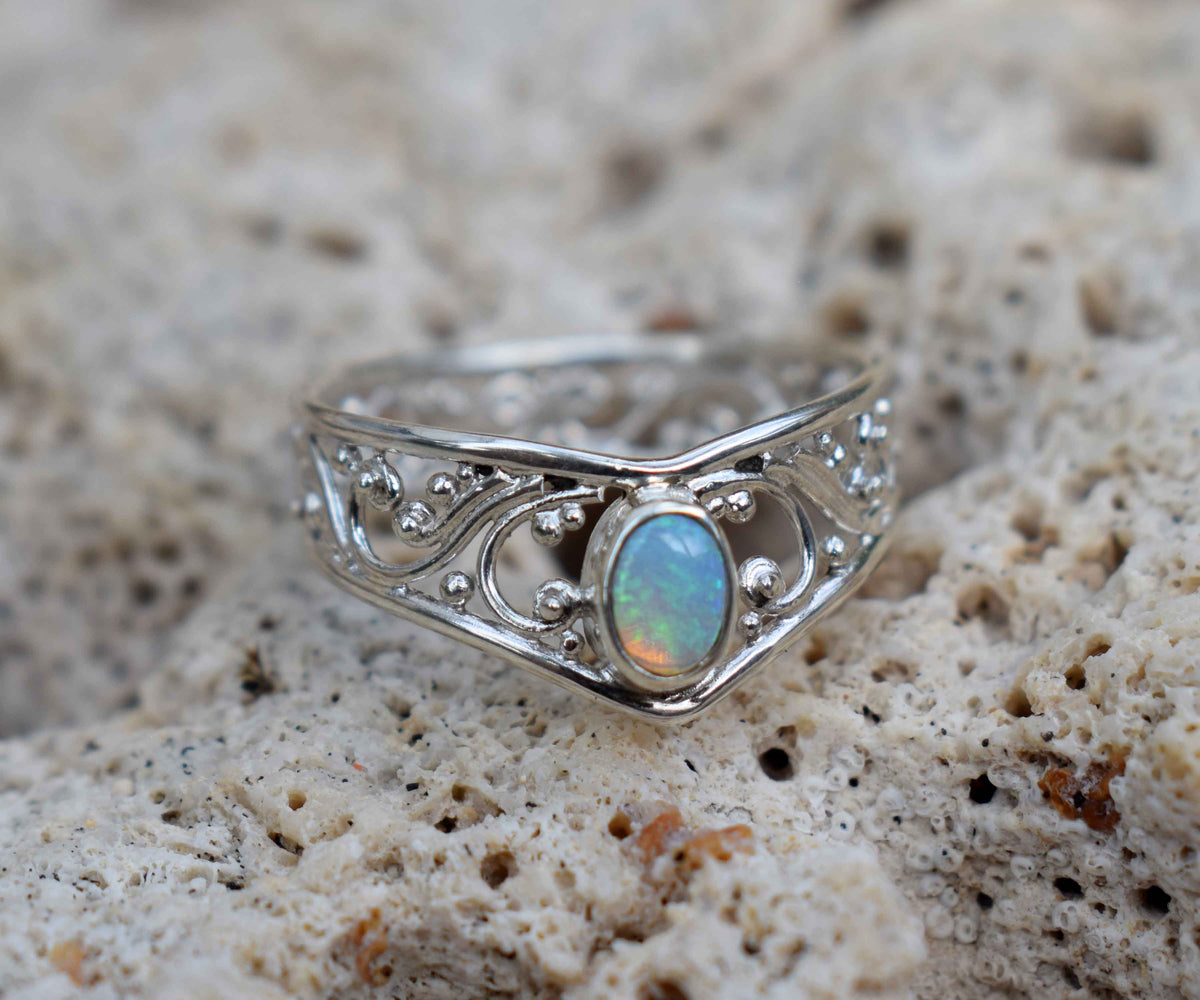 Anillo Calisto Ópalo