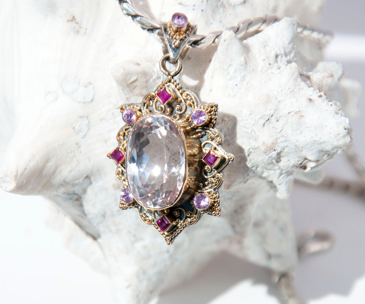 Colgante Isis Kunzita