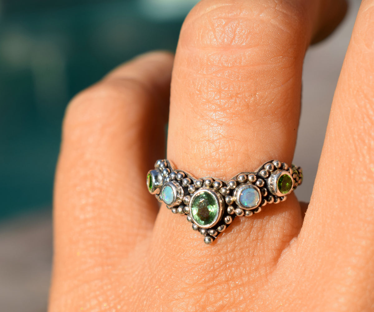 Anillo Petra Fusión Turmalina verde