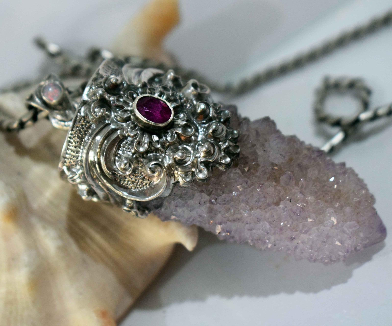 Amuleto Spirit Rubí