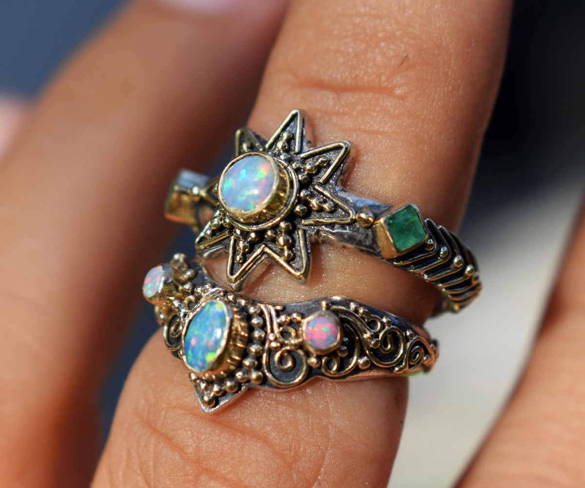 Anillo Cosmic Venus Opalo