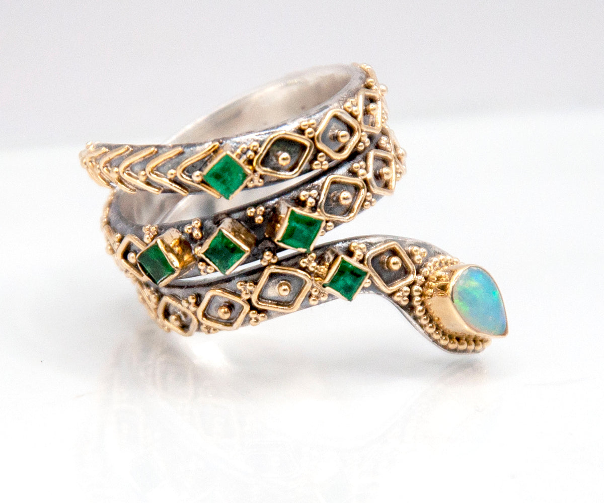 Anillo Kundalini Ópalo Esmeralda