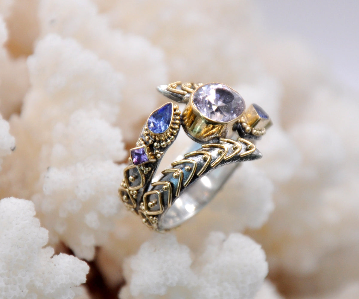 Anillo Kundalini Polaris kunzita