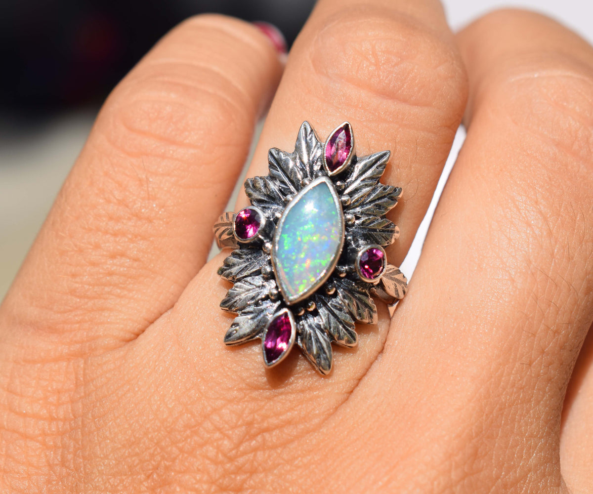 Anillo Pocahontas Queen Opalo