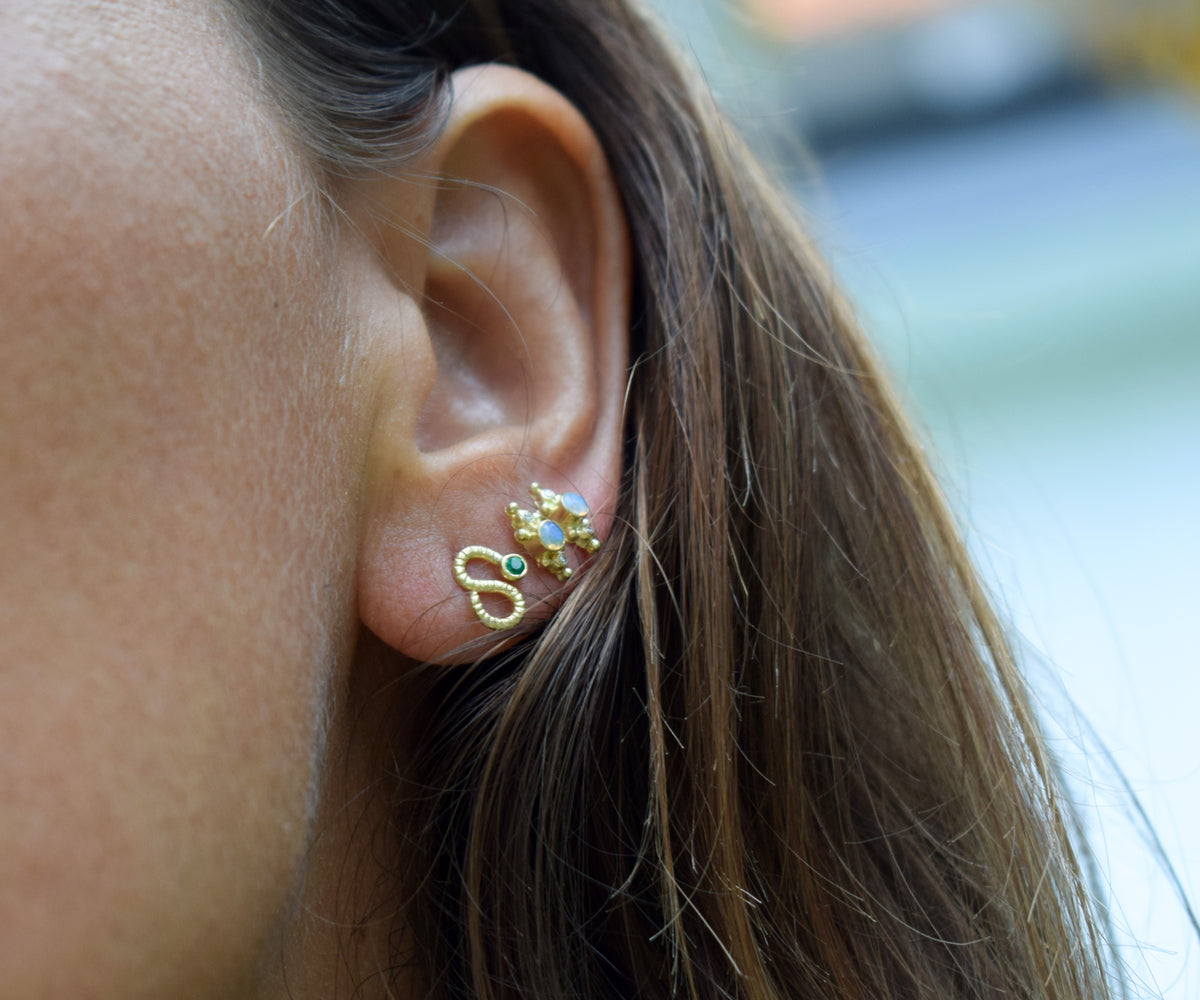 Snake Studs Esmeralda