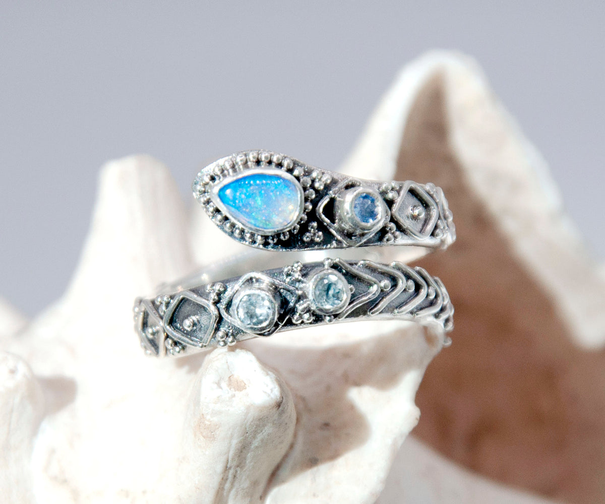 Anillo Kundalini Opalo Aguamarinas