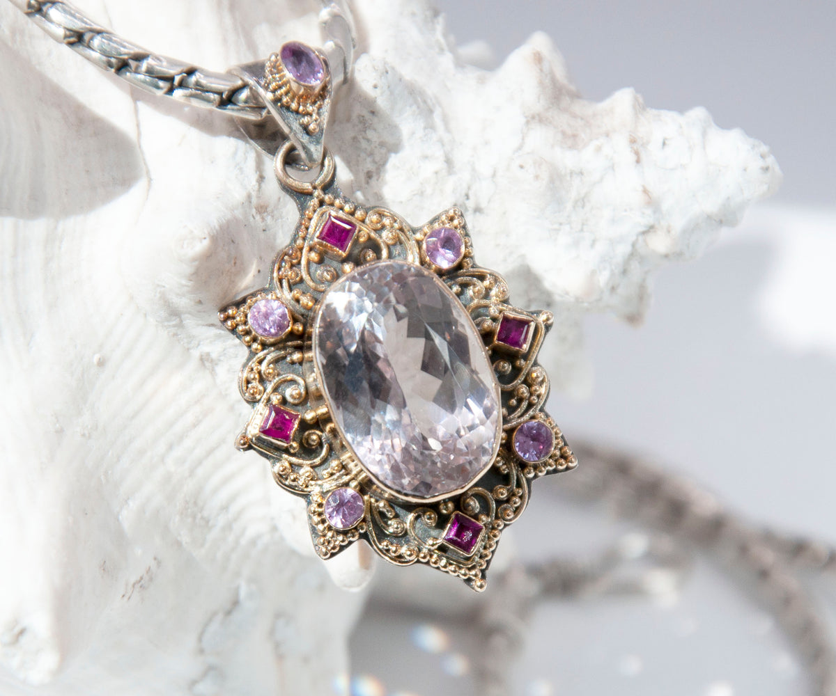 Colgante Isis Kunzita