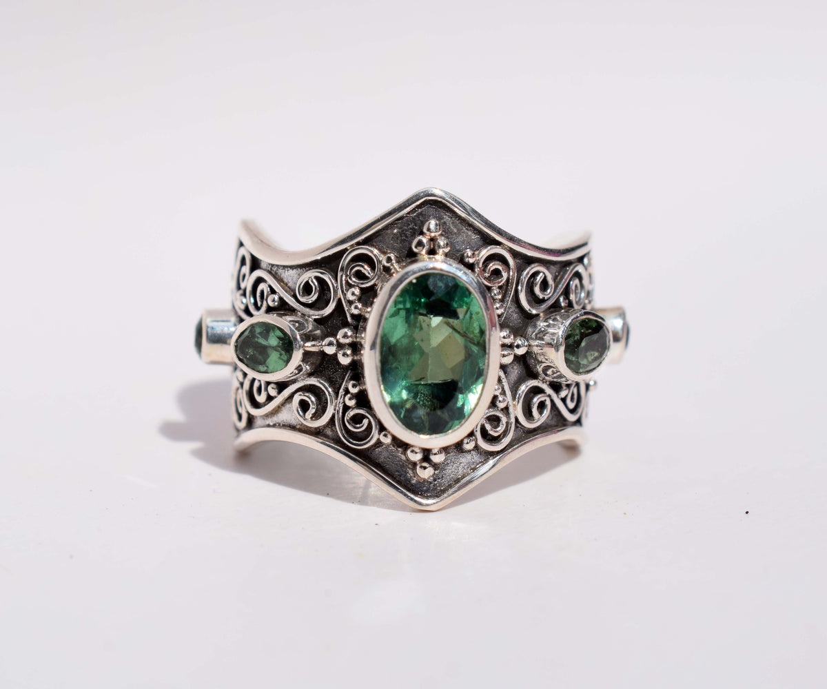 Anillo Makara Apatita