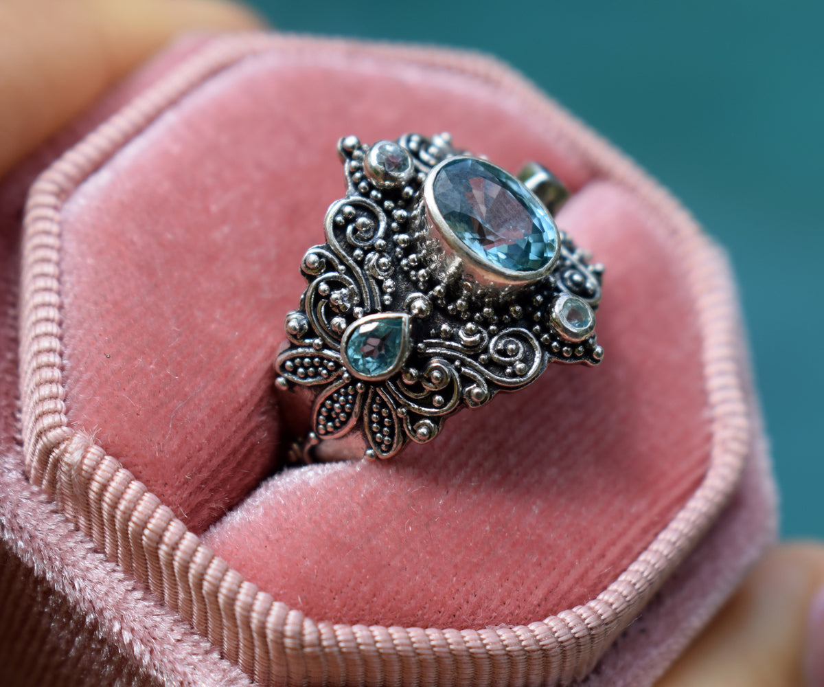 Anillo New Lotus Zircón