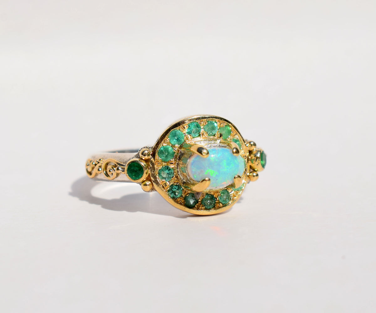Anillo Celestia Opalo Esmeralda