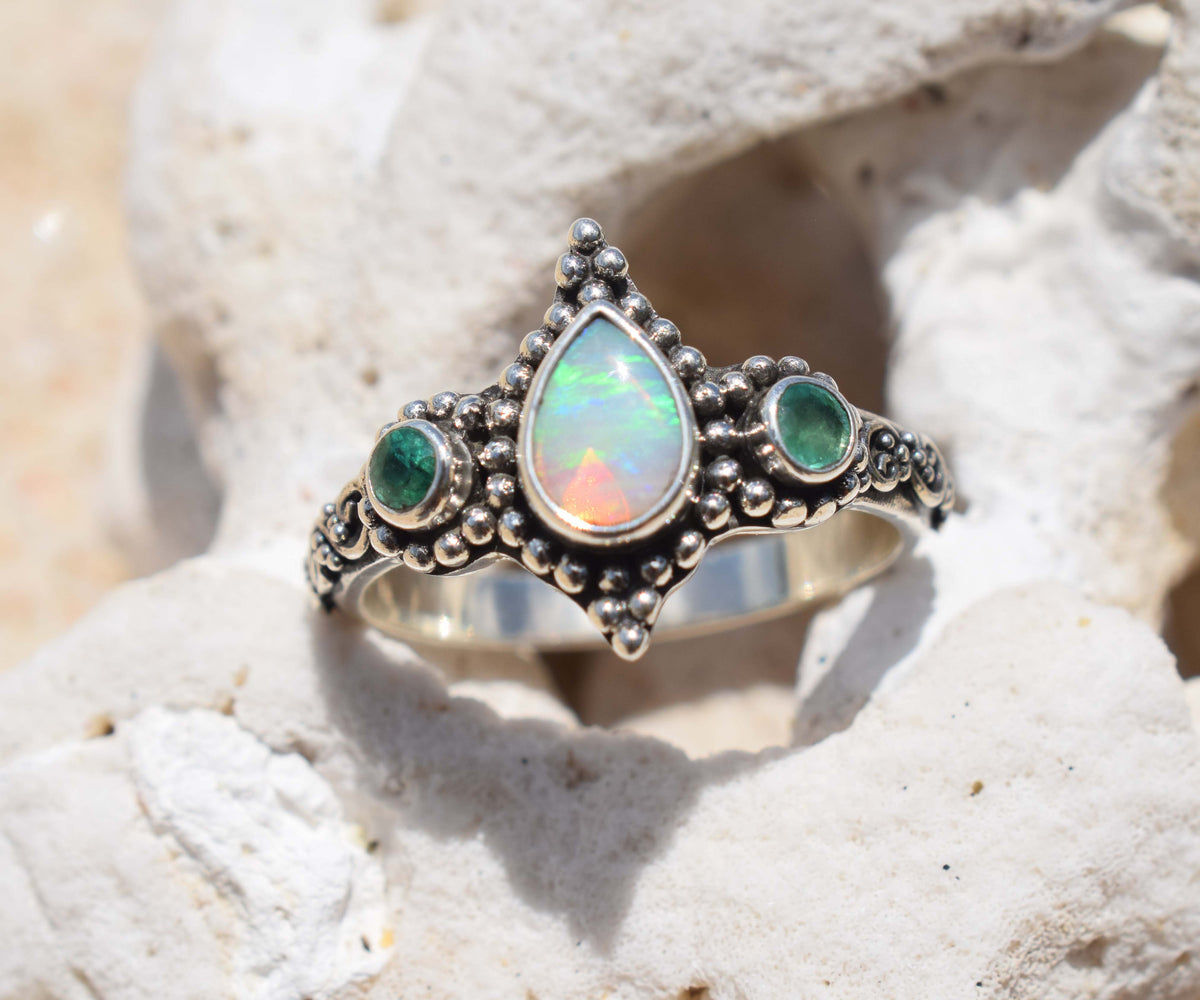 Anillo Roma Ópalo Esmeralda