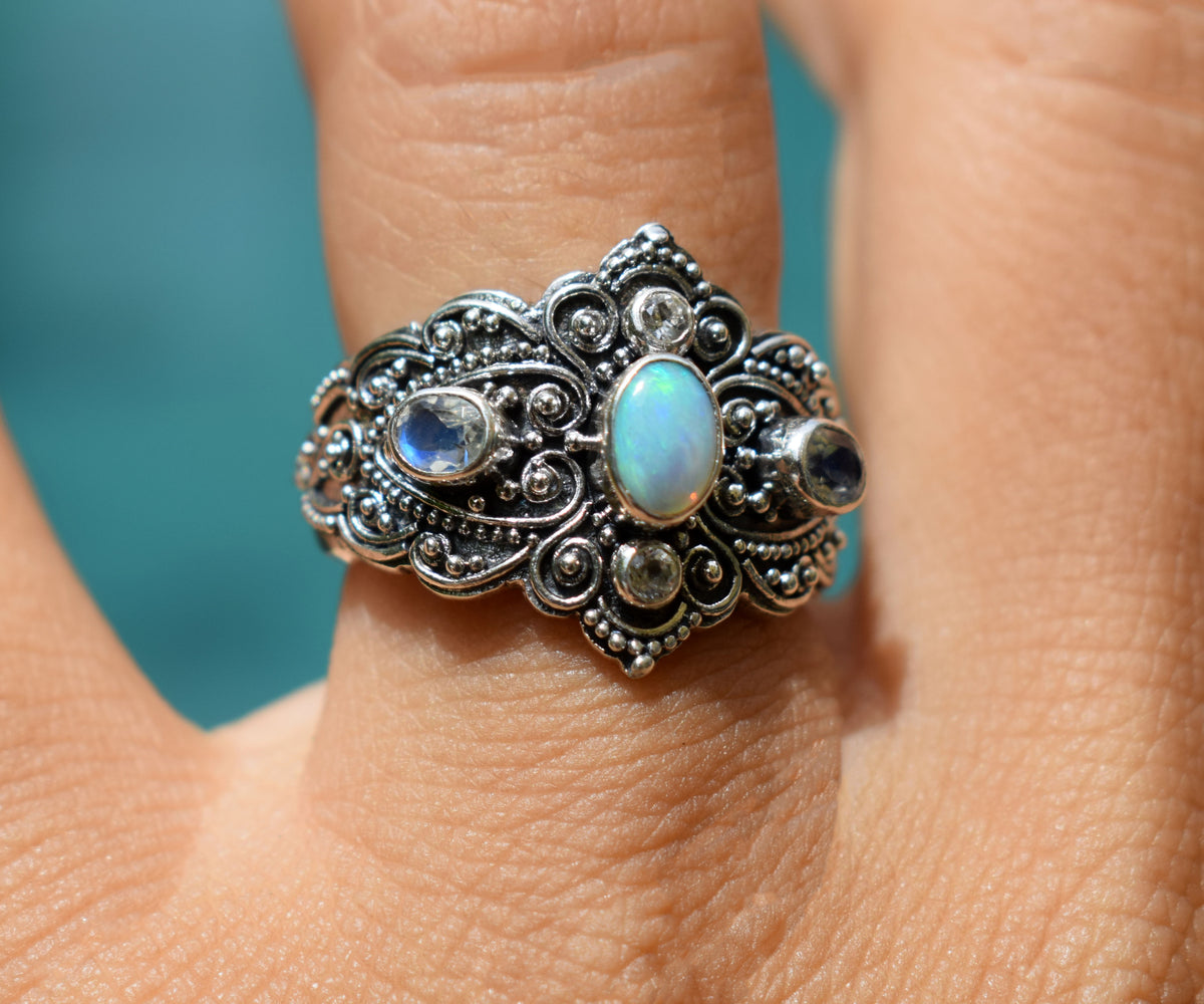 Anillo Kerala Ópalo