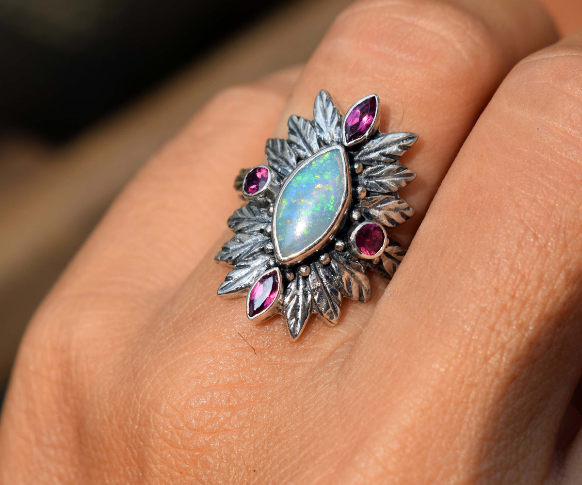 Anillo Pocahontas Queen Opalo