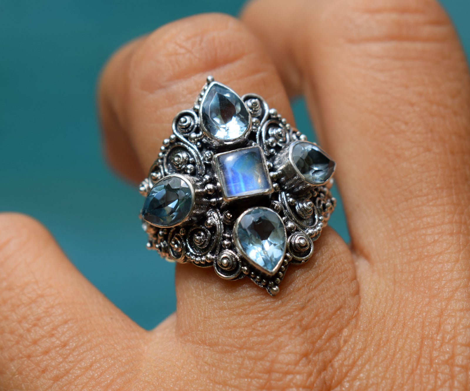 Anillo Goa Piedra Luna