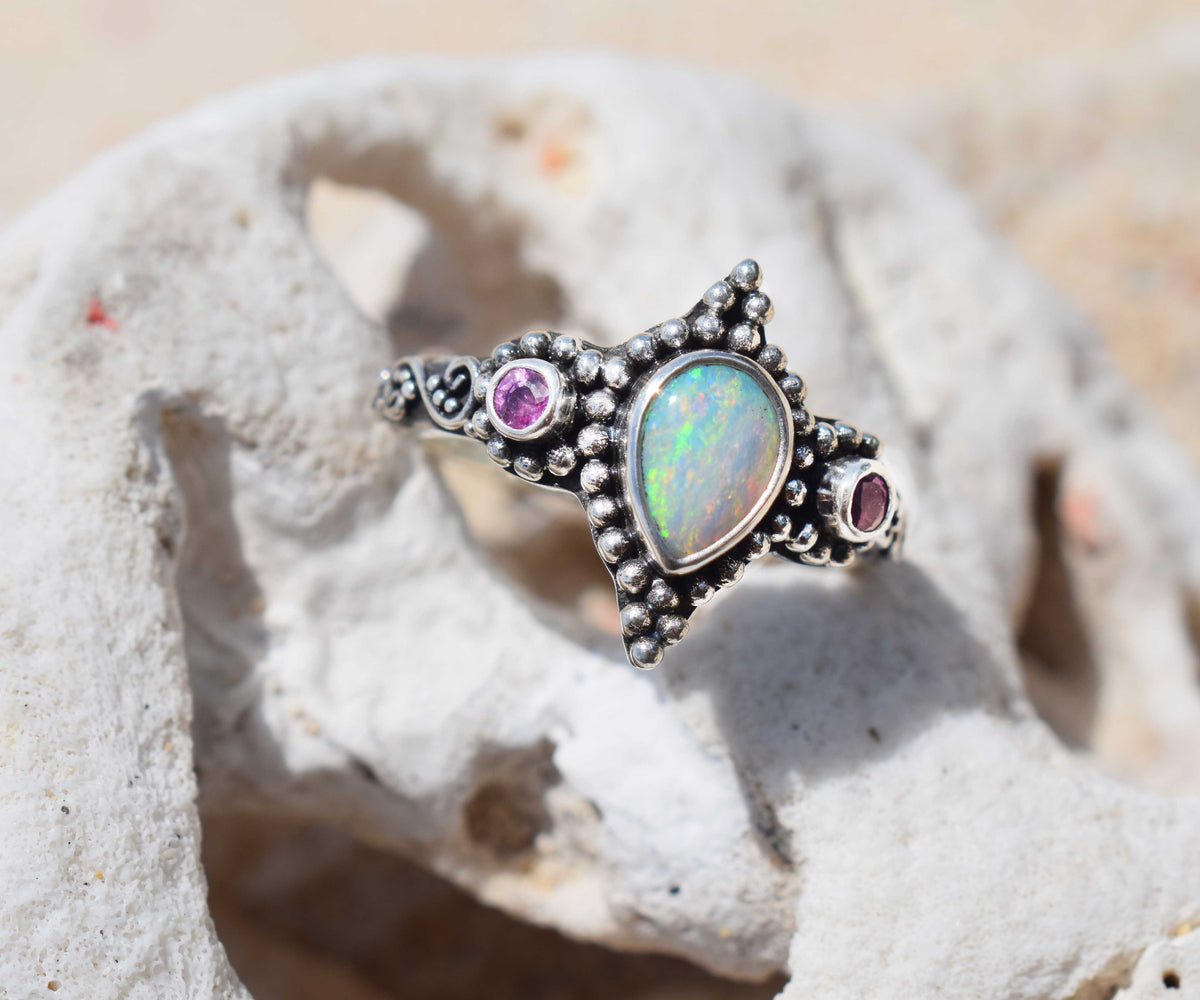 Anillo Roma Ópalo Rubí