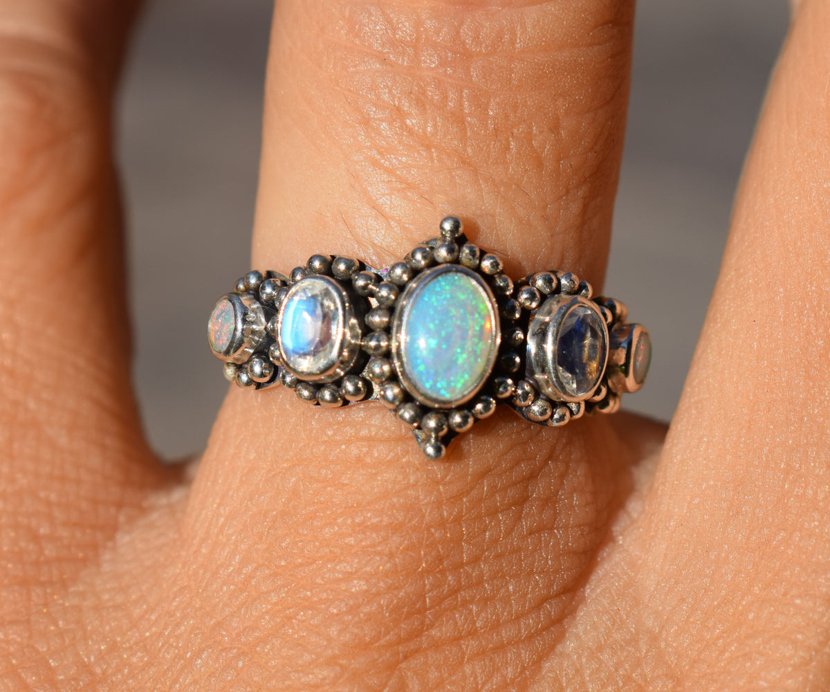 Anillo Petra Ópalo Piedra Luna