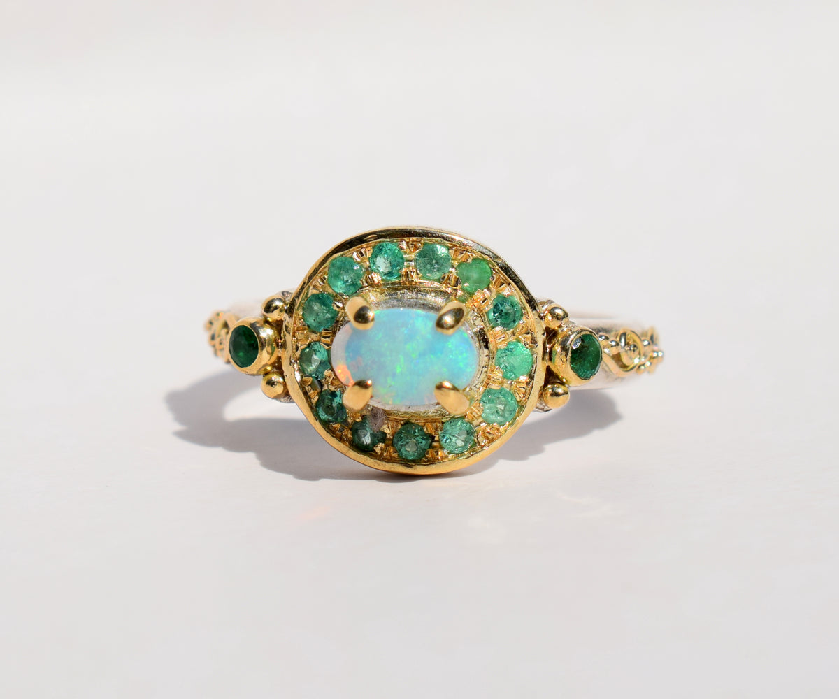 Anillo Celestia Opalo Esmeralda