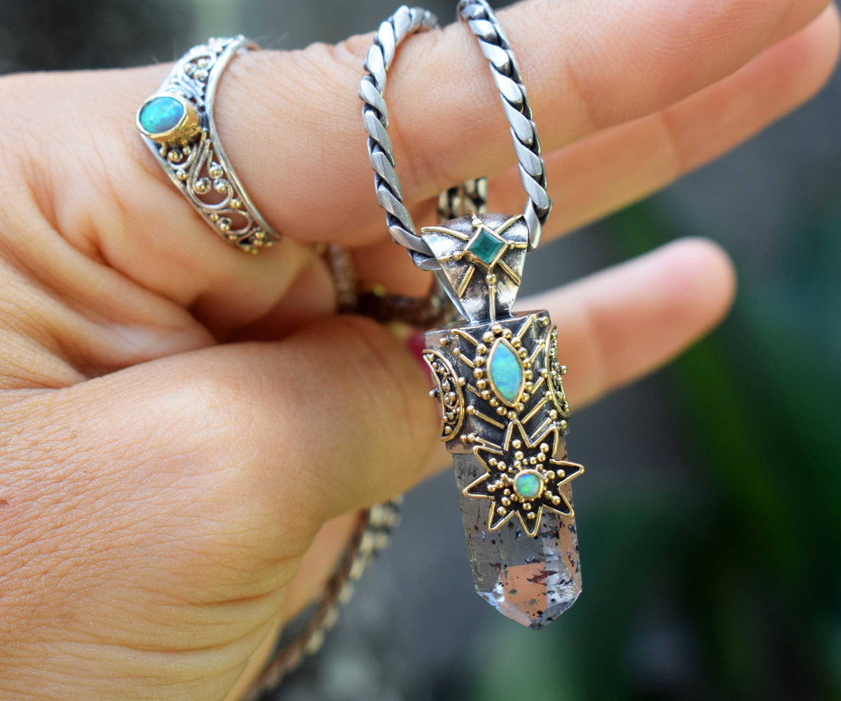 Amuleto Cosmic Witch Green