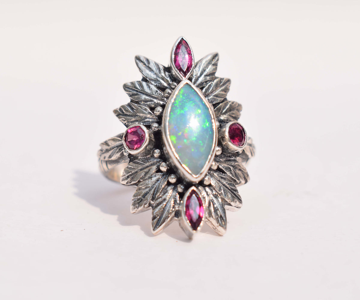 Anillo Pocahontas Queen Opalo