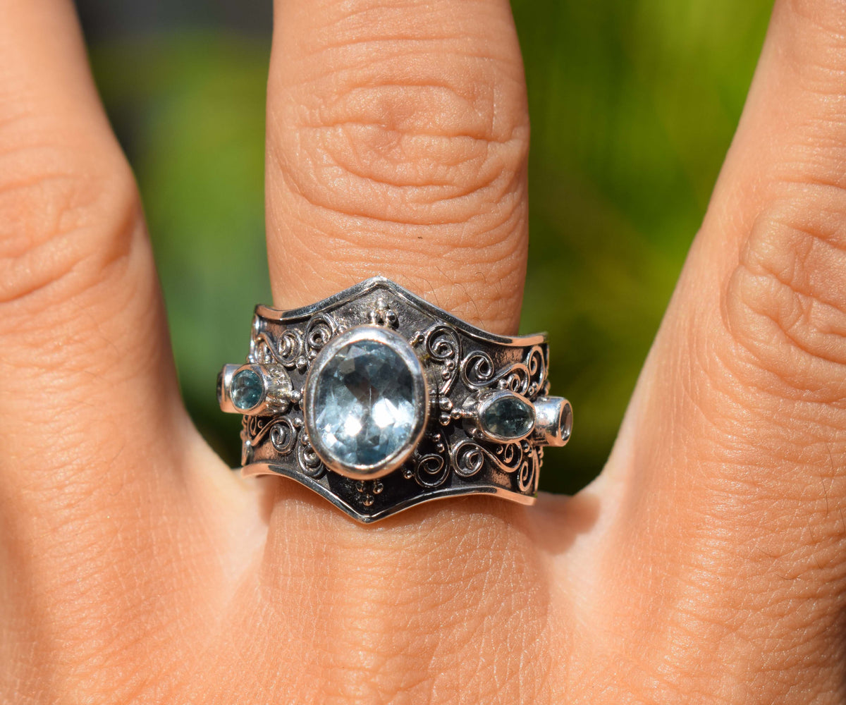 Anillo Makara Topacio