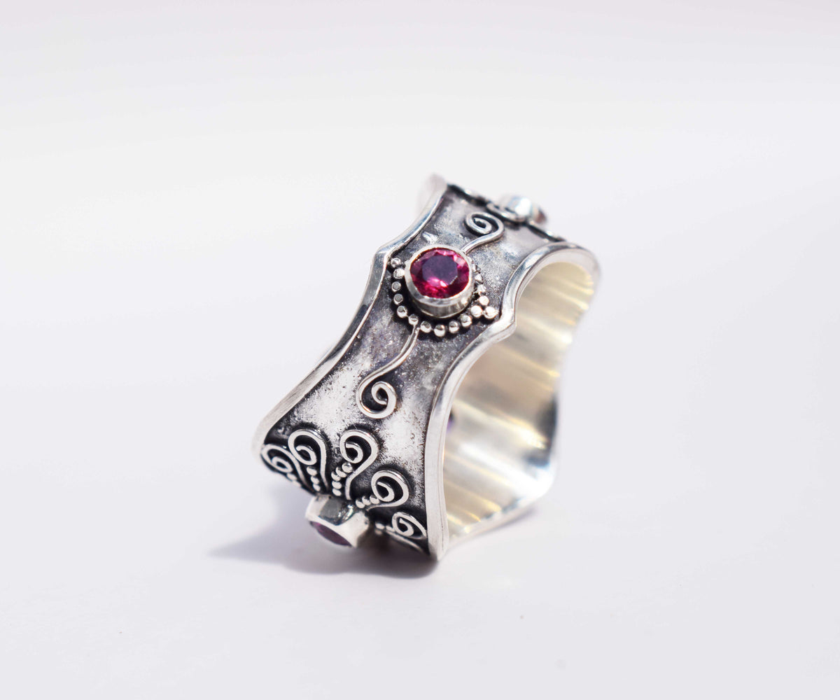 Anillo Makara Amatista