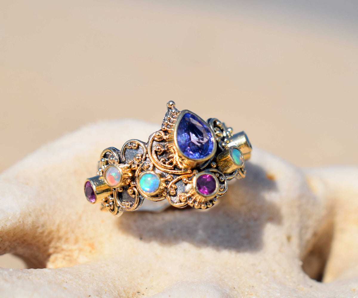 Anillo Magic Lotus Tanzanita