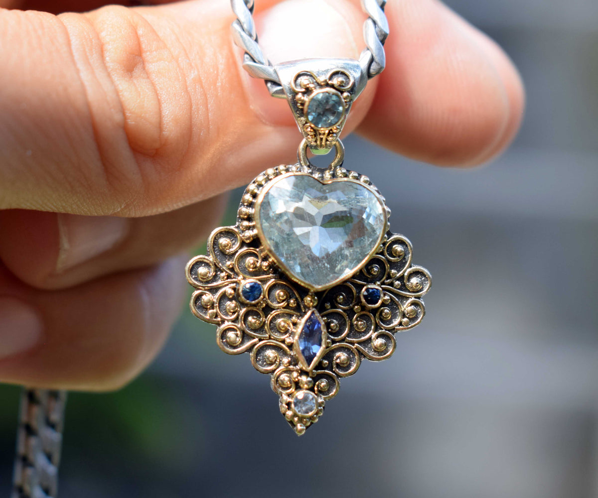 My Heart is a Buterfly Aguamarina