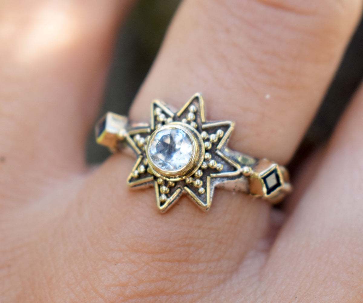 Anillo Cosmic Venus Aguamarina