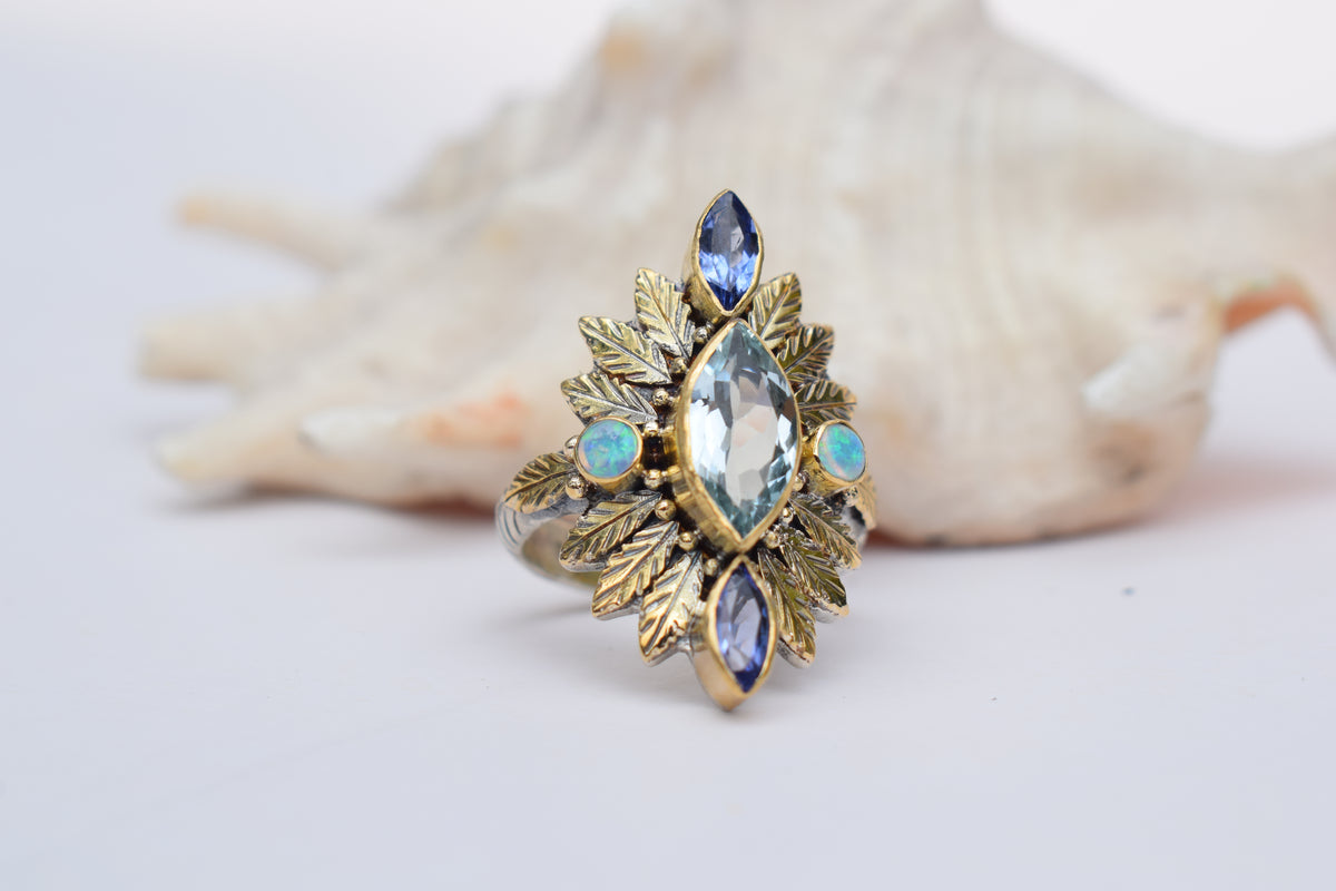 Anillo Pocahontas Queen Aguamarina