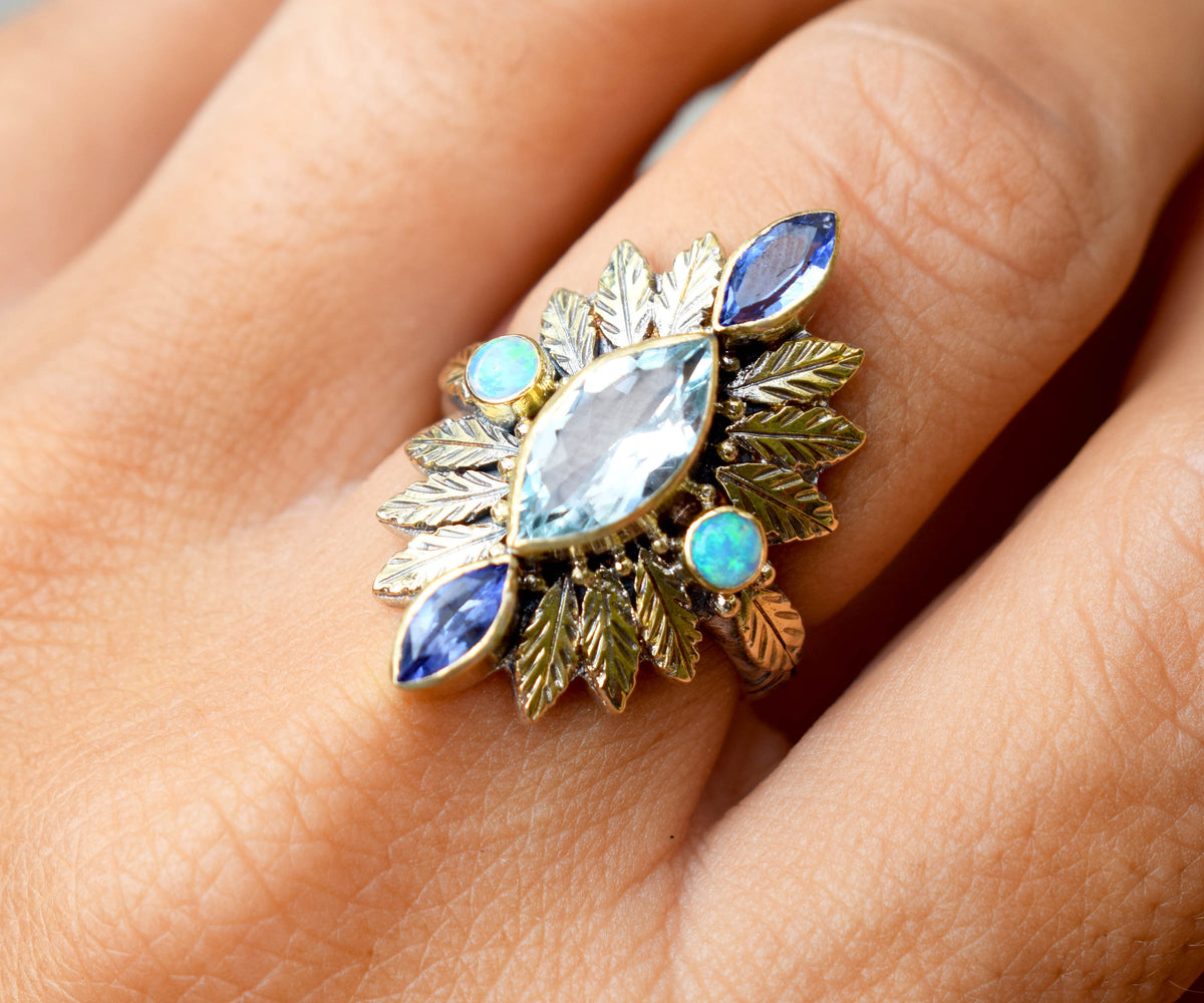 Anillo Pocahontas Queen Aguamarina