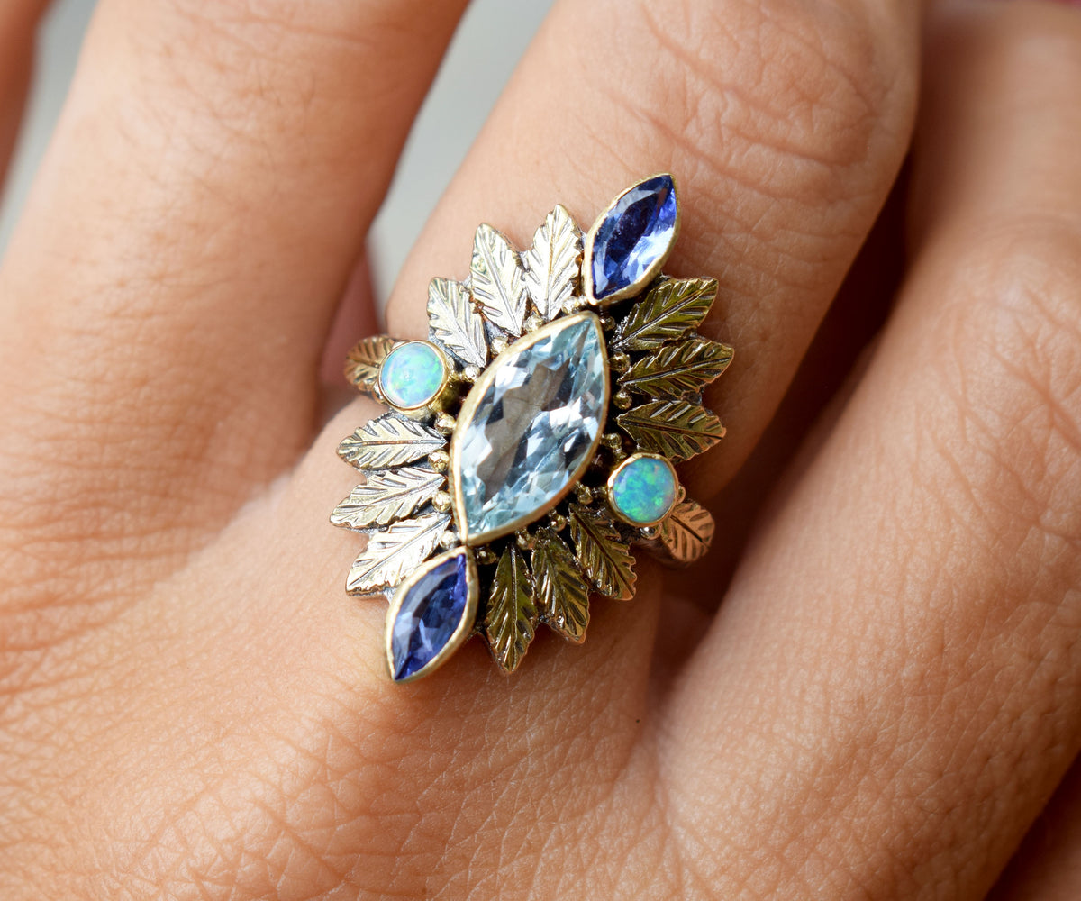 Anillo Pocahontas Queen Aguamarina