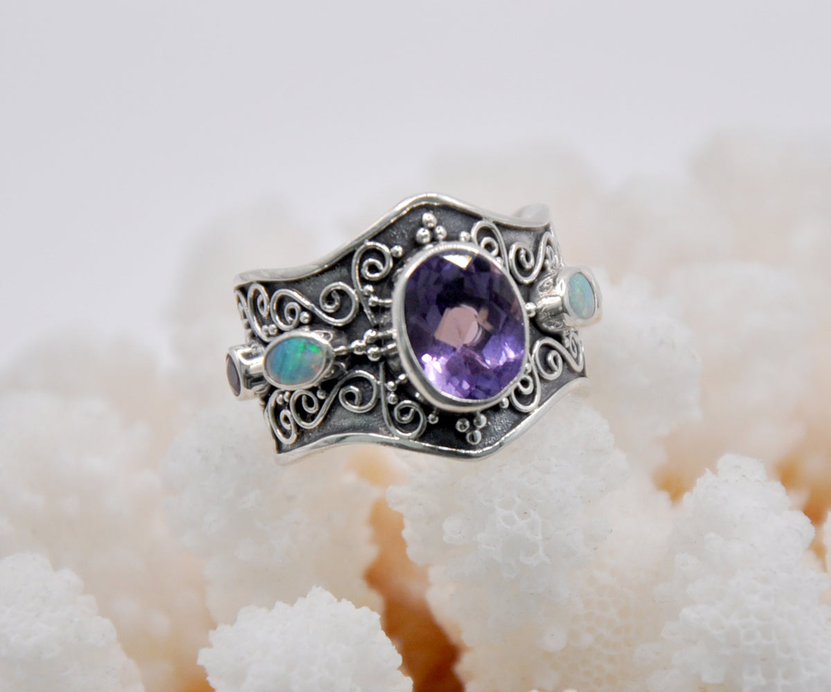 Anillo Makara Amatista