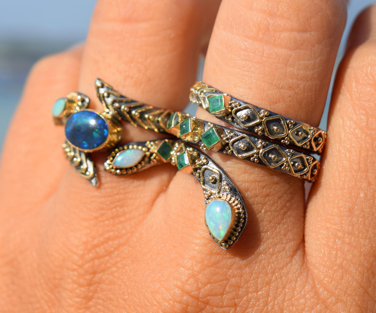 Anillo Kundalini Ópalo Esmeralda