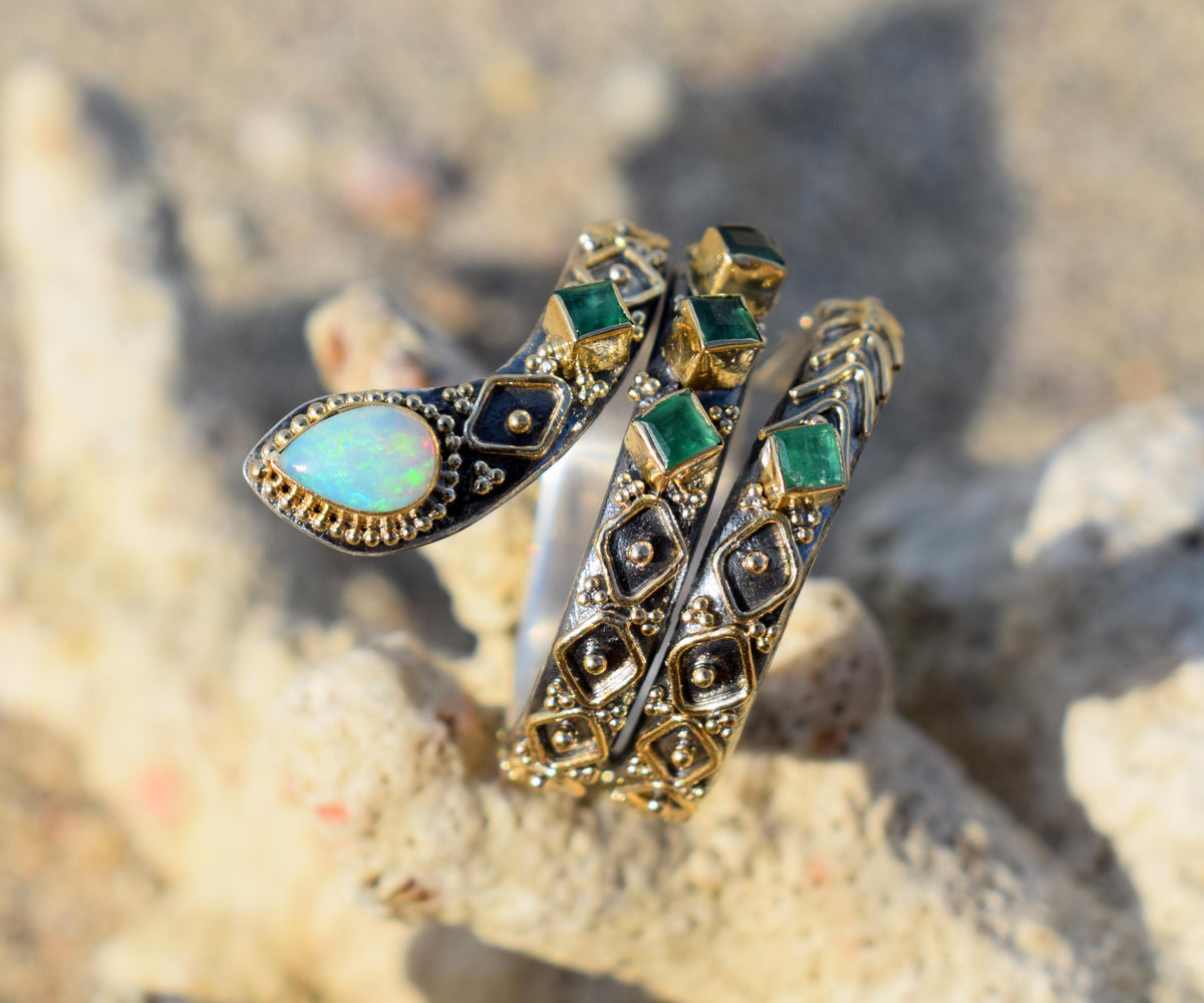 Anillo Kundalini Ópalo Esmeralda