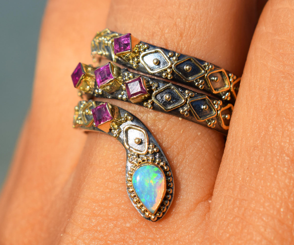 Anillo Kundalini Ópalo Rubi