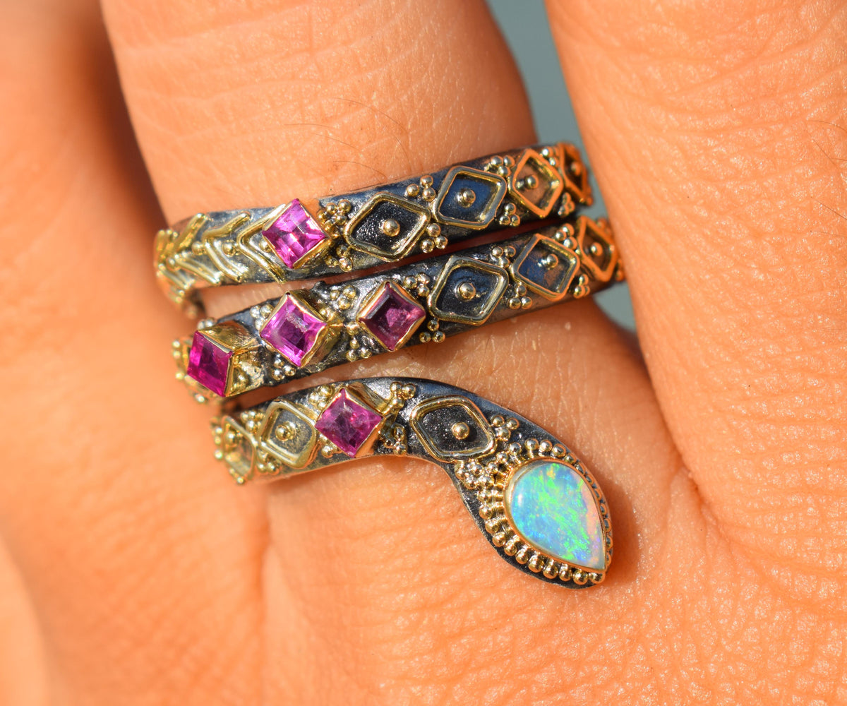 Anillo Kundalini Ópalo Rubi