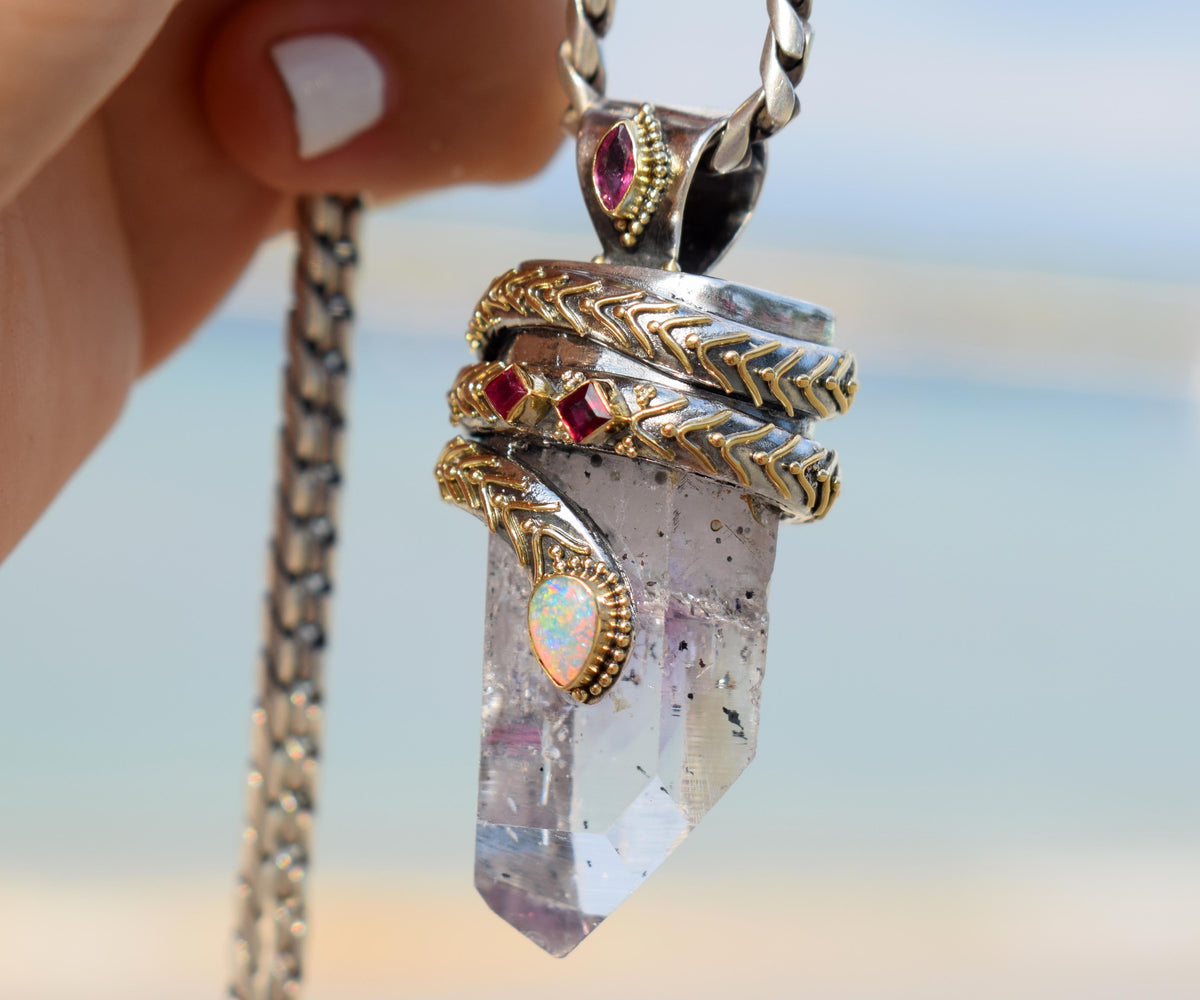 Amuleto kundalini Rainbow