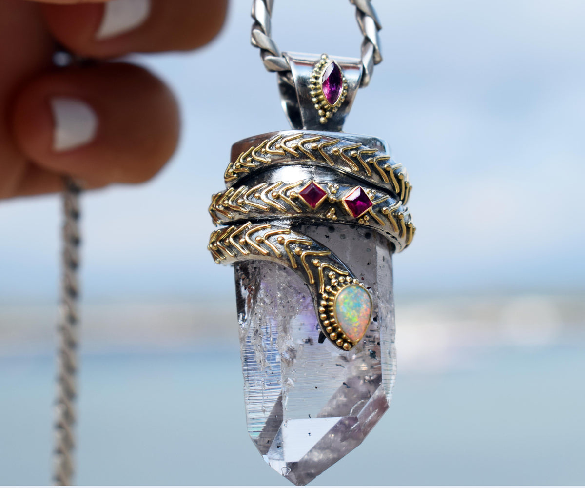 Amuleto kundalini Rainbow