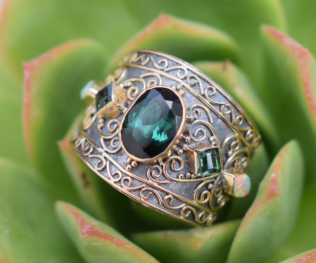 Anillo Las Mil y Una Noches Turmalina Verde